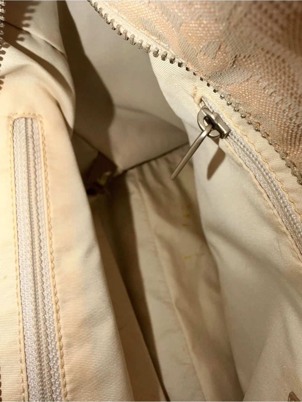 CHANEL TRAVEL LINE TOTE IN BEIGE NYLON